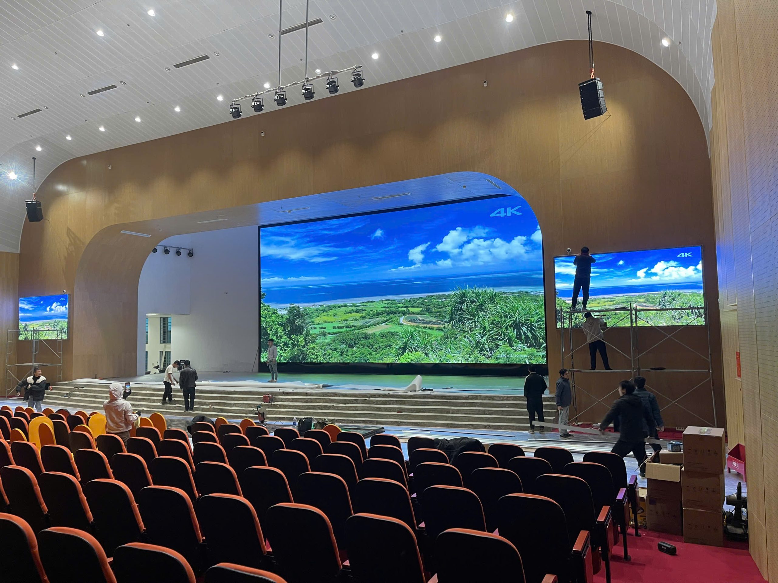 Màn hình LED P1.5 trong nhà